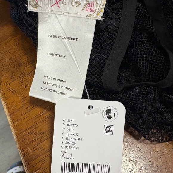 Free People Black Lace Cape Lovely Lace Layer OS - Picture 5 of 6